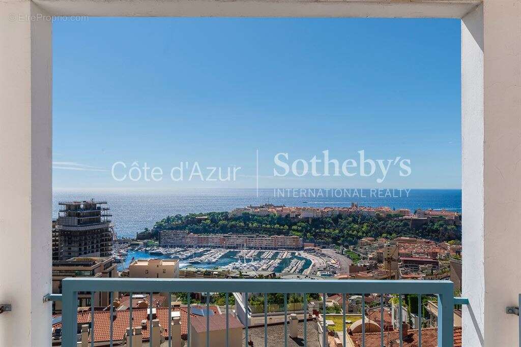Appartement à BEAUSOLEIL