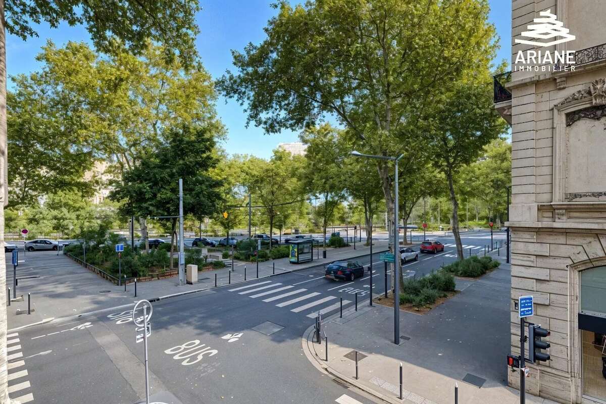 Appartement à LYON-6E