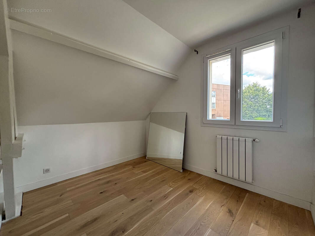 Maison à LE BLANC-MESNIL