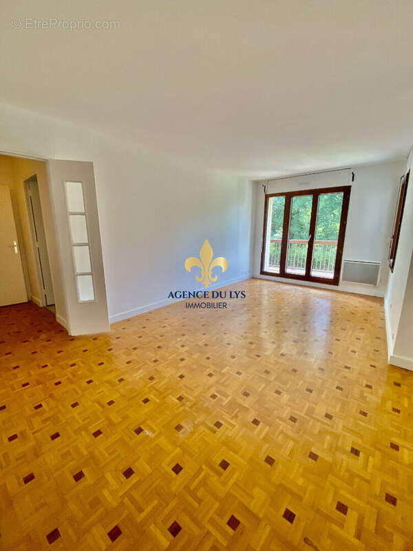 Appartement à COYE-LA-FORET