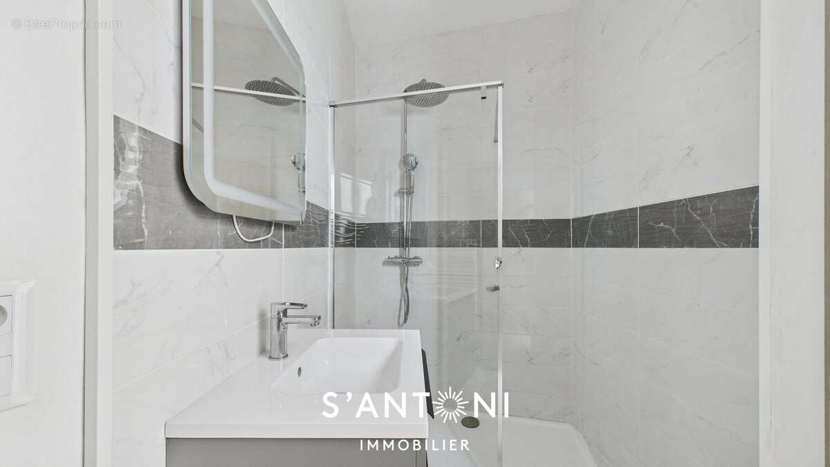 Appartement à PEZENAS