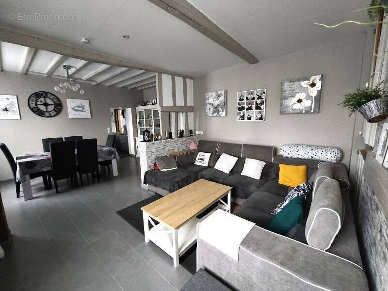 Maison à LOISY-SUR-MARNE