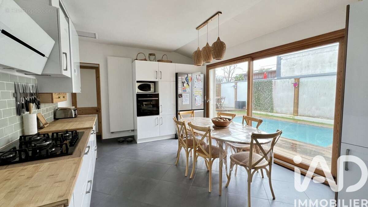 Photo 6 - Maison à LA ROCHELLE