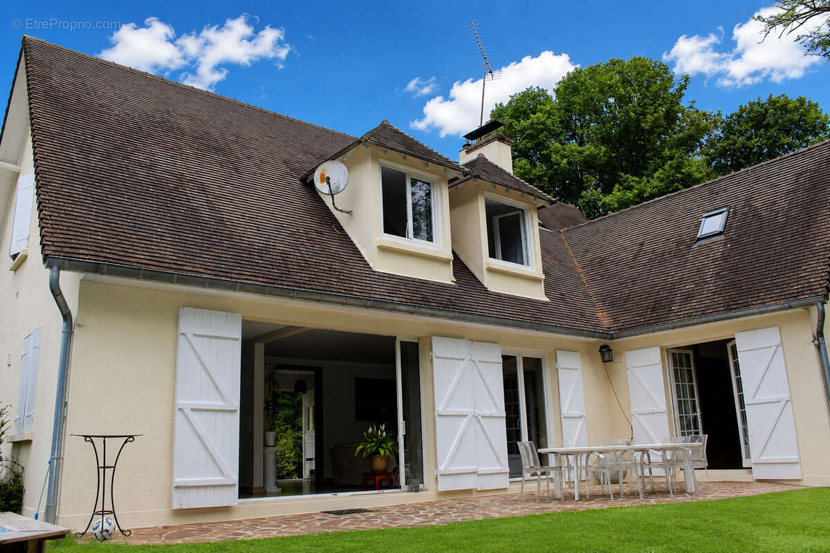 Maison à LAMORLAYE