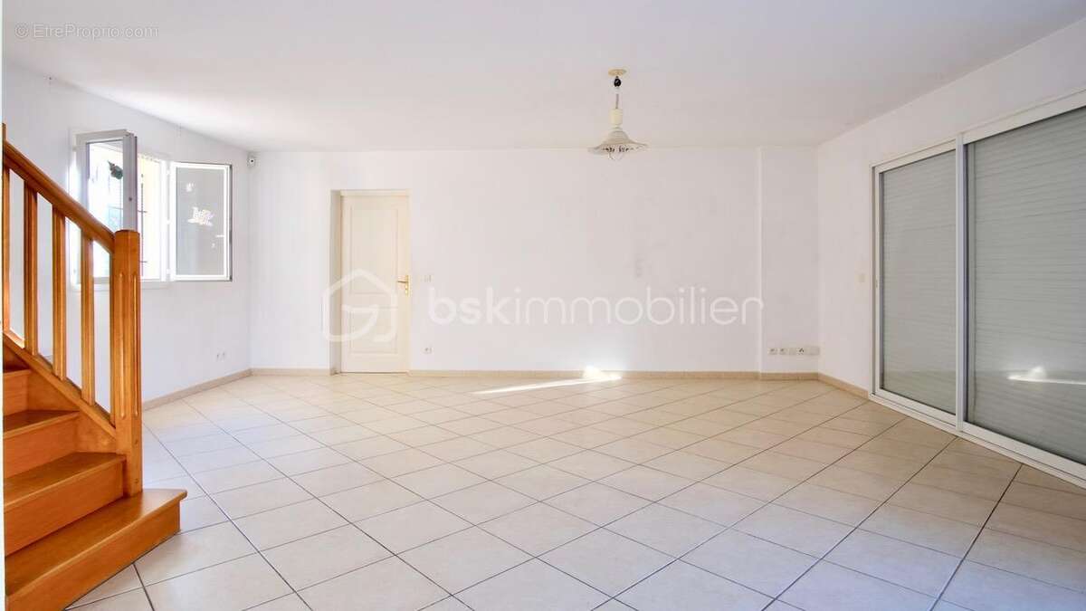 Maison familiale 130 m² – suite parentale de plain-pied, garage double - photo 7