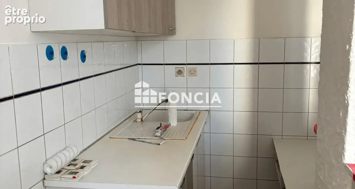 Grenoble "le tourville" a vendre appartement t2 43 m² - photo 5