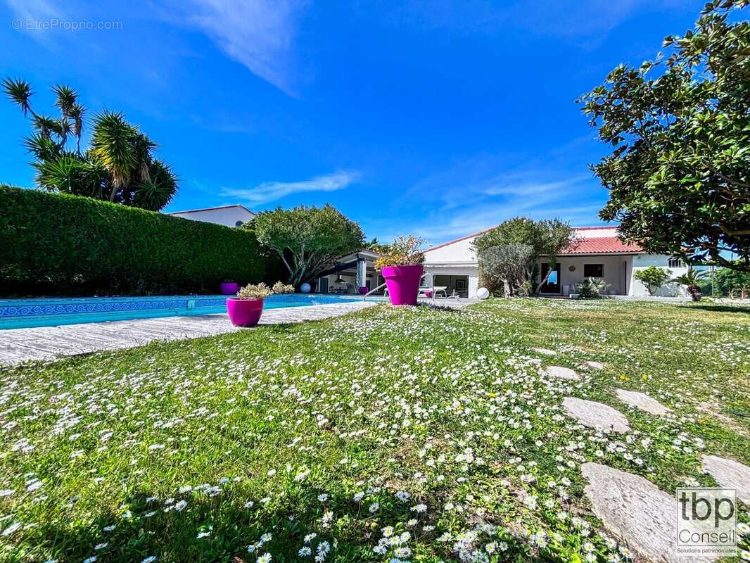 Maison à MARSEILLE-8E