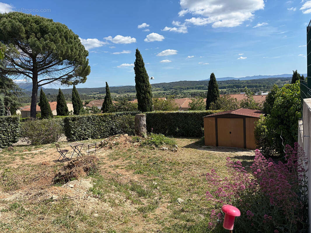 Terrain à VENELLES