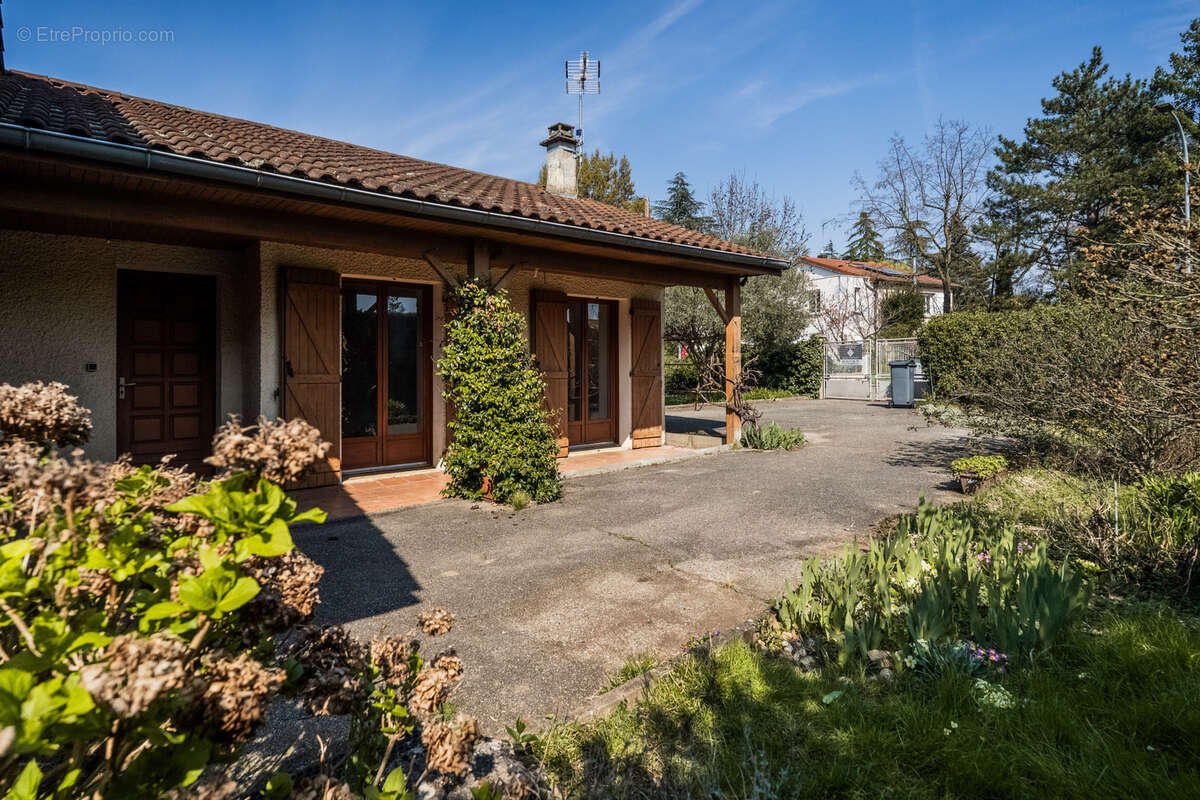 Maison à CHAPONOST