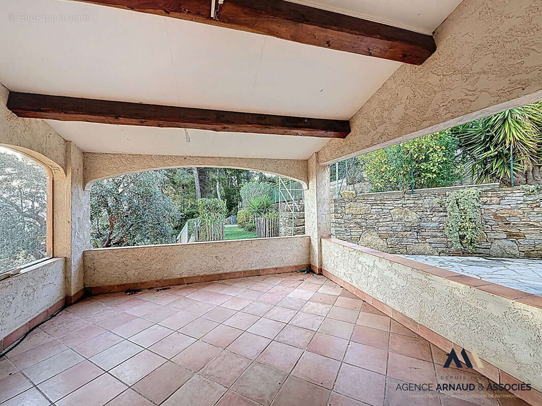 Maison à LA CADIERE-D'AZUR