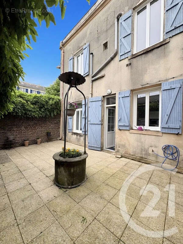 Maison à SAINT-QUENTIN