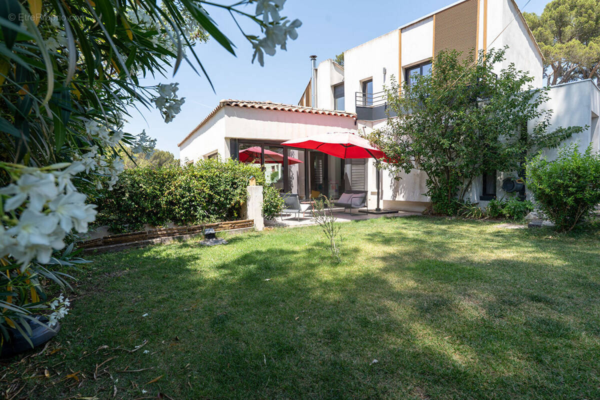 Maison à CABRIES