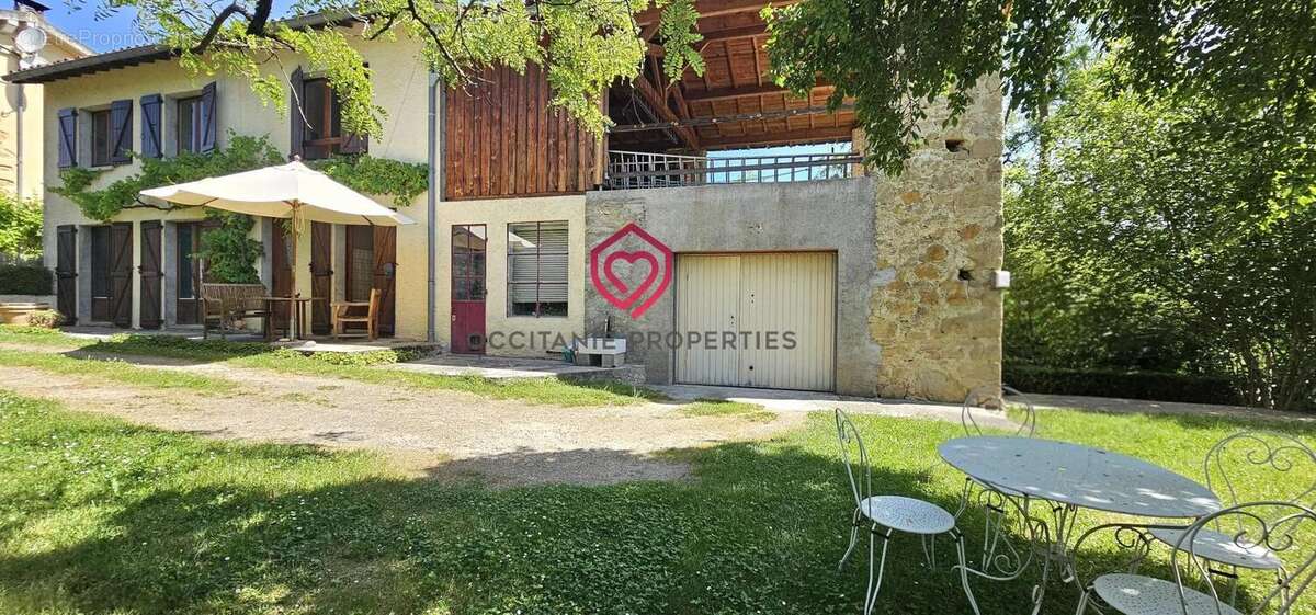 Beau potentiel pour cette maison de 6 pièces - photo 2