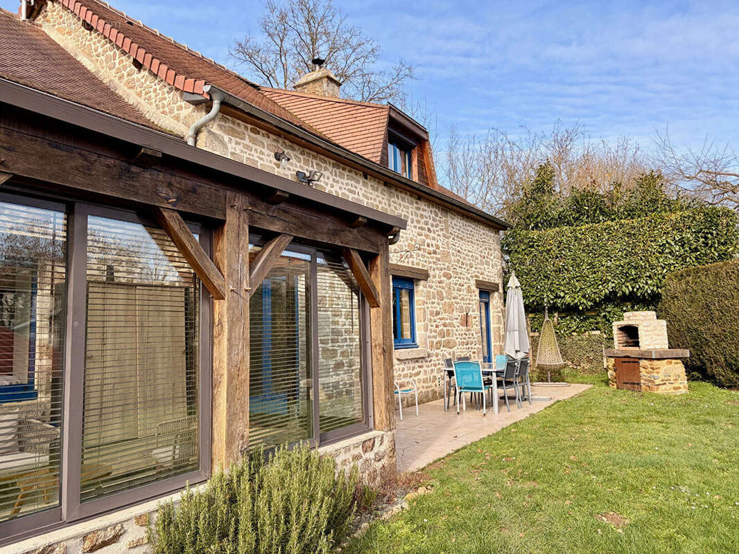 Maison à SAINT-DENIS-SUR-SARTHON
