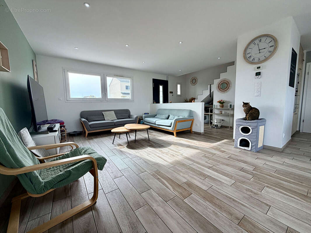 Maison à BERG-SUR-MOSELLE