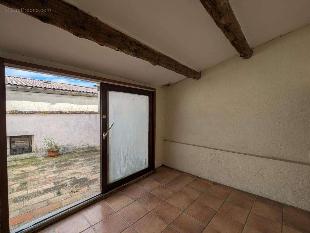 Maison à ADISSAN