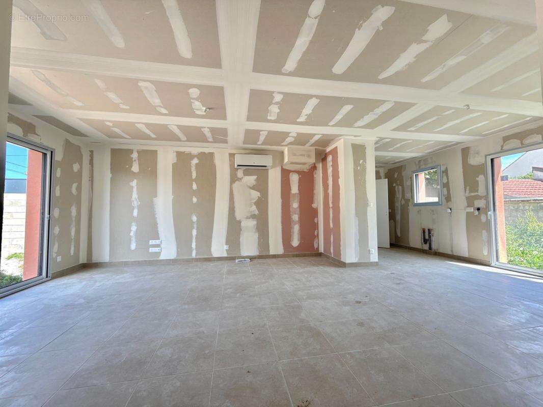 Maison à LONGECOURT-EN-PLAINE