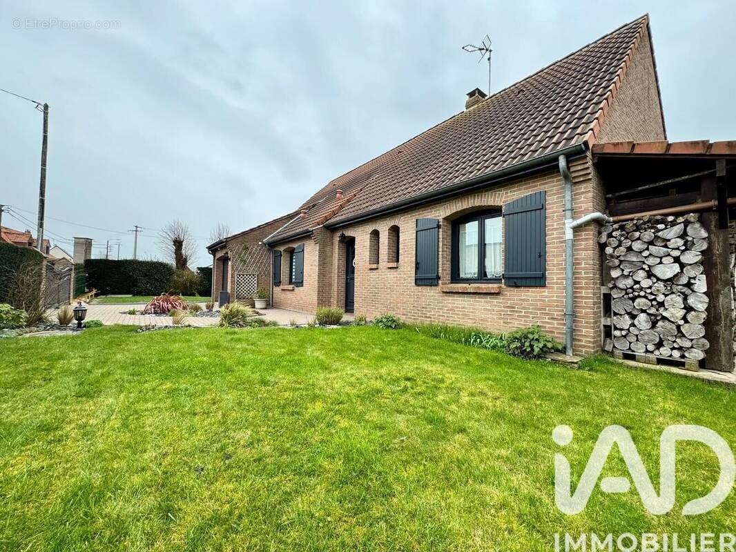 Photo 1 - Maison à SERQUES