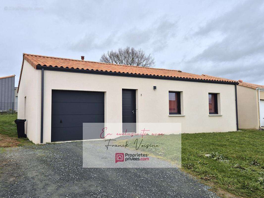 Maison à LE BOUPERE