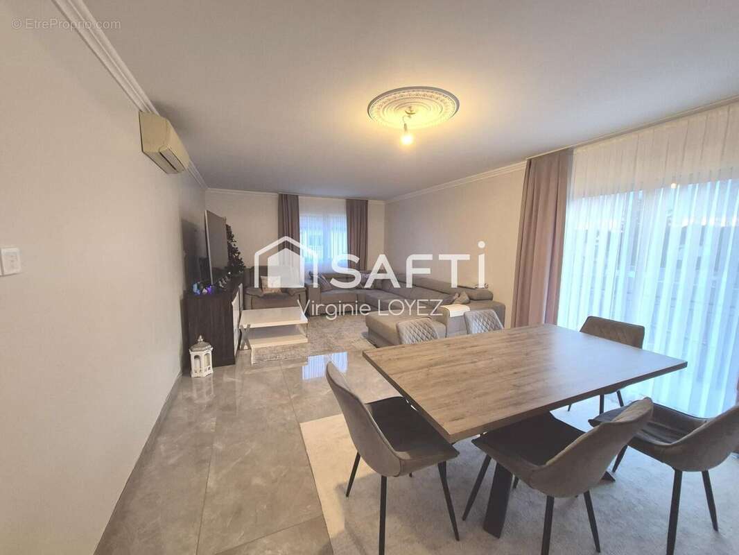 Photo 2 - Maison à LAGNIEU