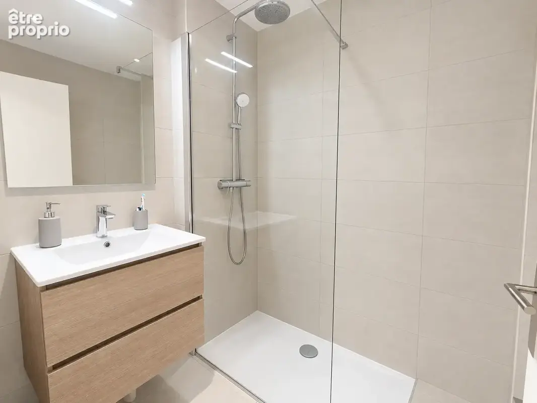 Appartement 4 pièces au centre de carnoles - photo 4