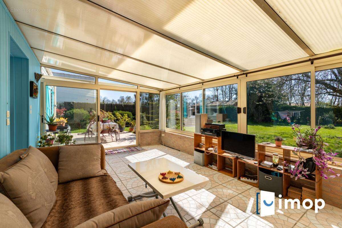 Maison à SAINTE-SOULLE