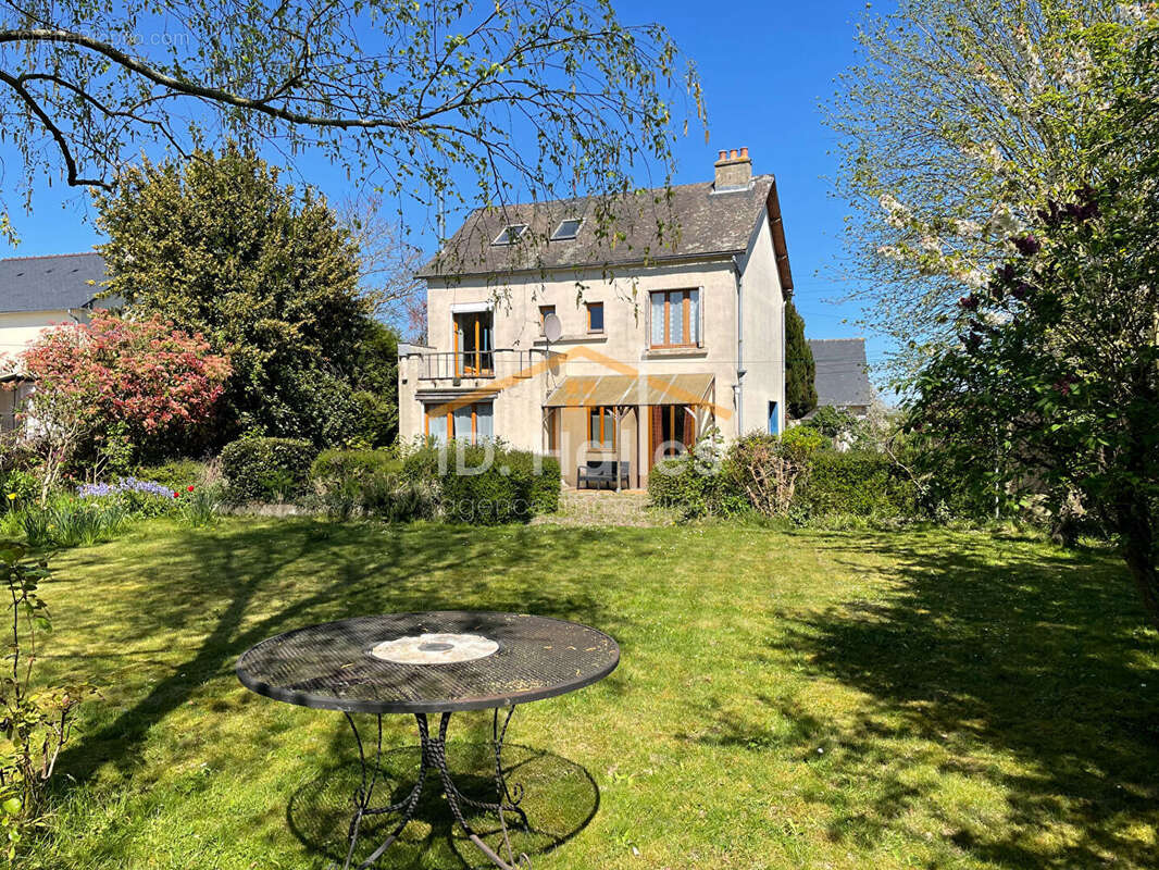 Maison à LA ROE