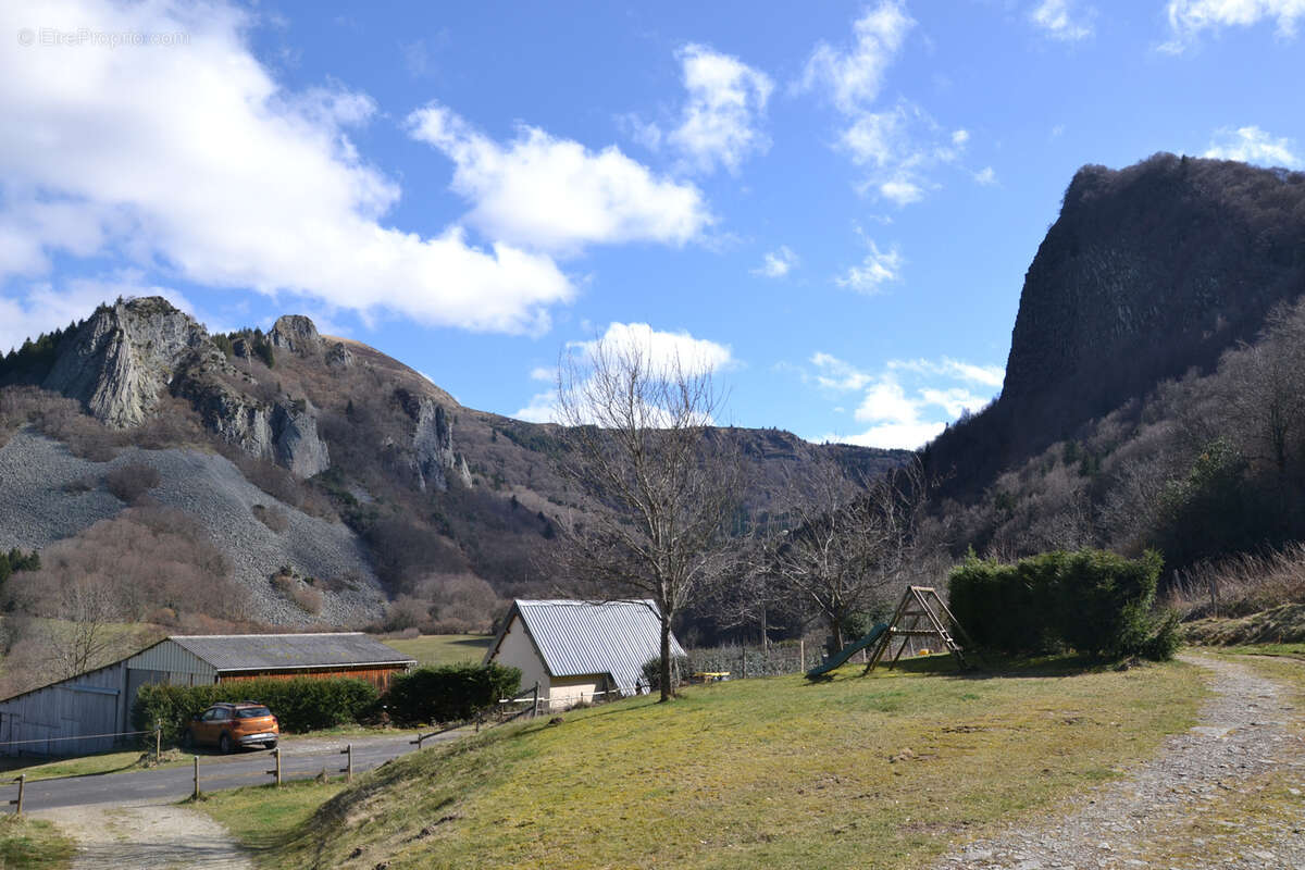 Belle maison composée de 2 gîtes dans un magnifique environnement proche Sancy - photo 18