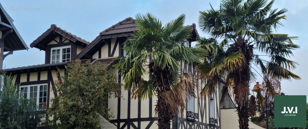 Maison à ENGHIEN-LES-BAINS