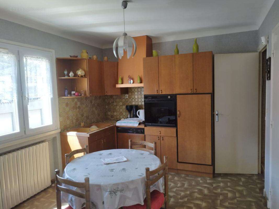 Maison à SAINT-PIERRE-DE-BOEUF