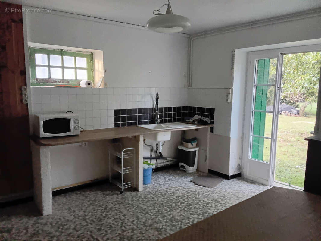 Maison à CHASSY