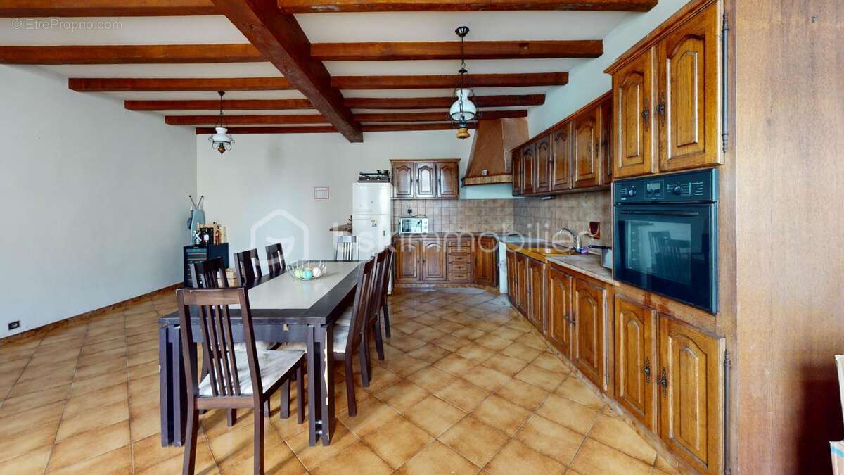 Maison à JARNAC-CHAMPAGNE