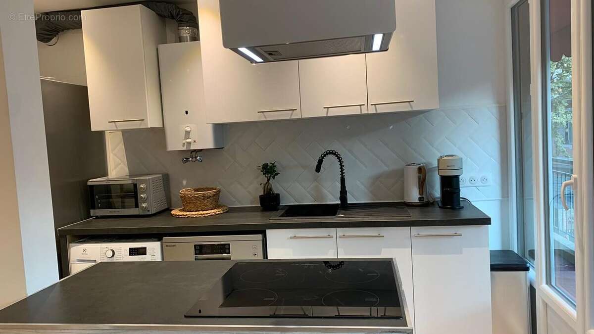Appartement à VALLAURIS
