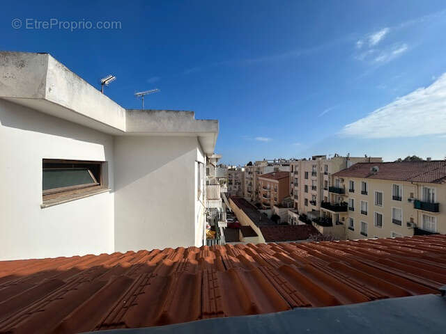 Appartement à BEAULIEU-SUR-MER