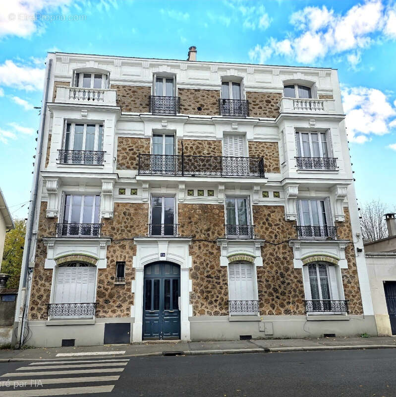 Appartement à LE PERREUX-SUR-MARNE