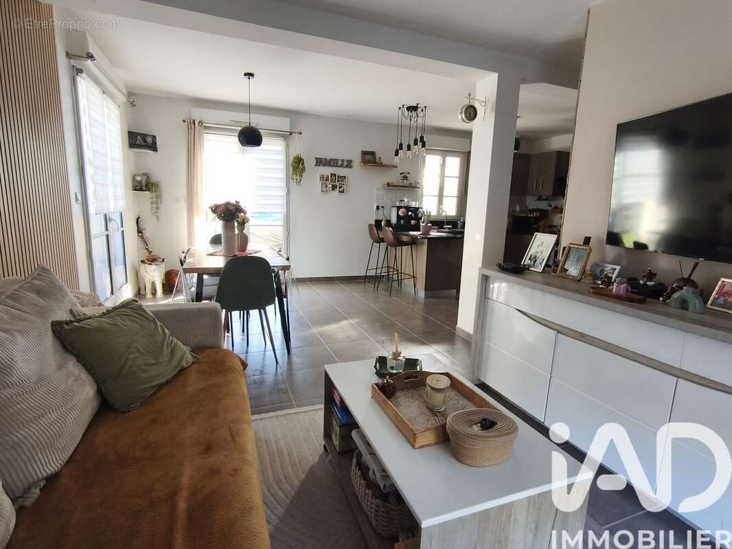 Photo 2 - Maison à VIARMES