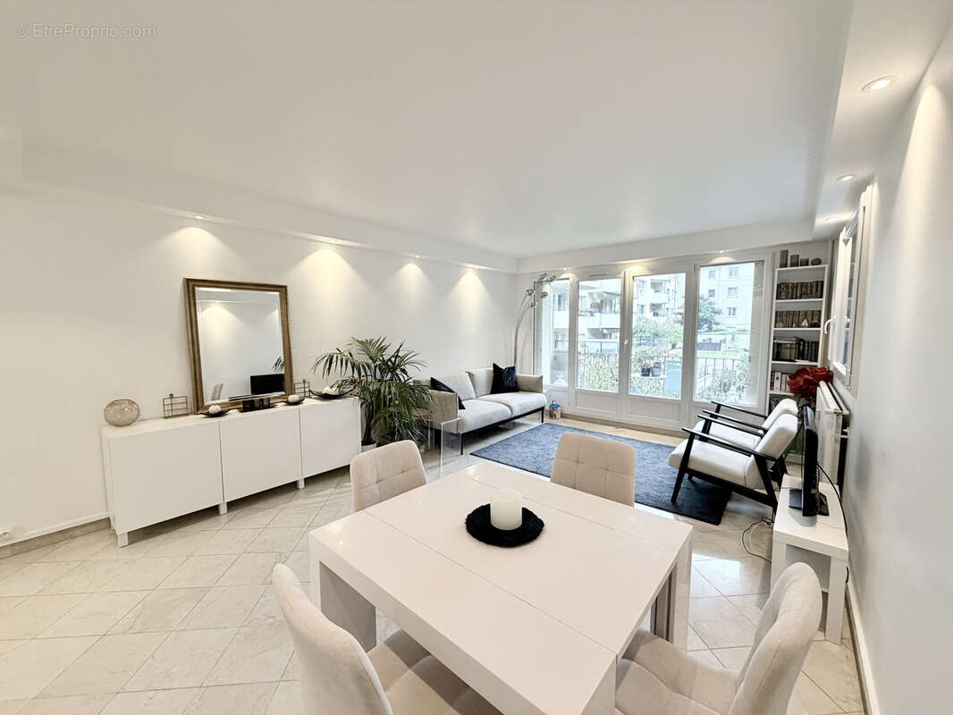 Appartement à SAINT-MAURICE