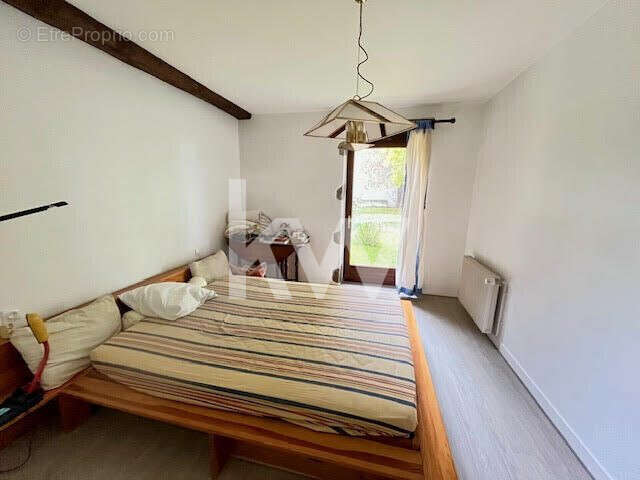 Maison 205 m² à Trainou  - photo 9
