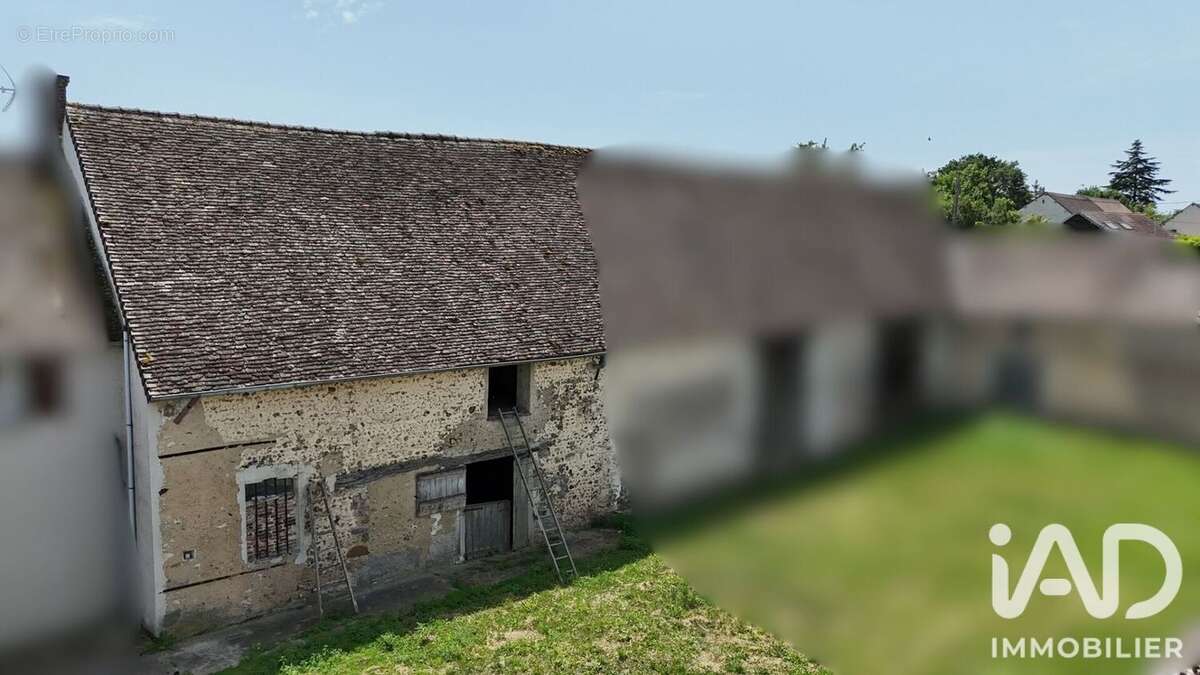 Photo 1 - Maison à HOUDAN