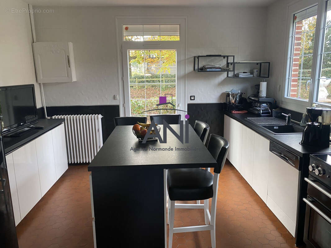 Maison à VARENGEVILLE-SUR-MER