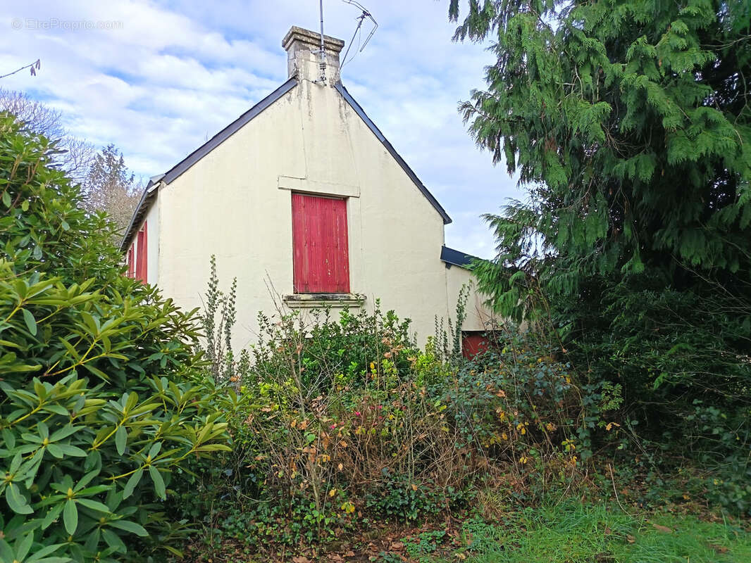Maison à LEUHAN