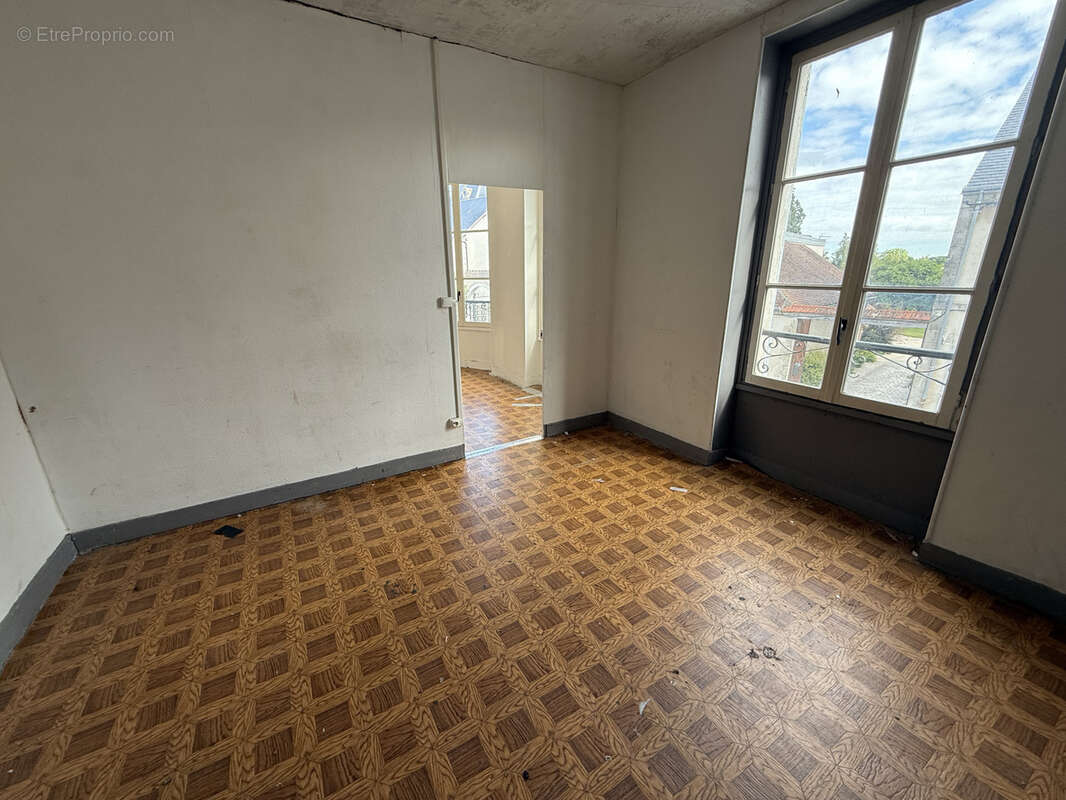Appartement à CHECY