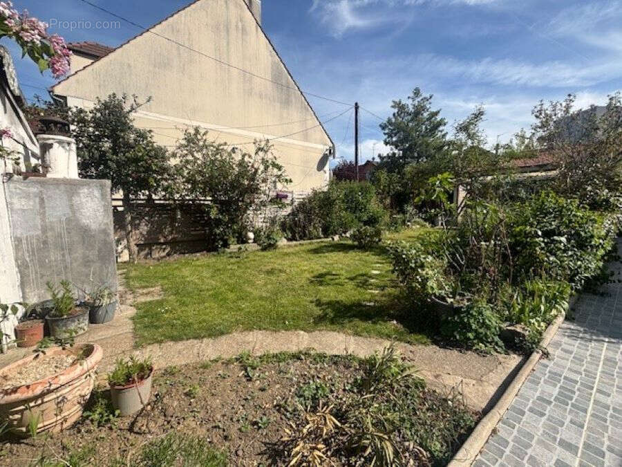 Maison de plain-pied - Secteur Coeuilly - 5 Pièces - photo 13