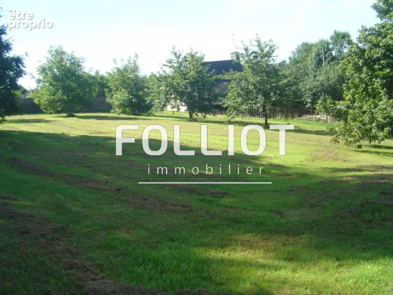 A vendre a 2 km du centre de vire terrain a batir de 1 400 m² - photo 4
