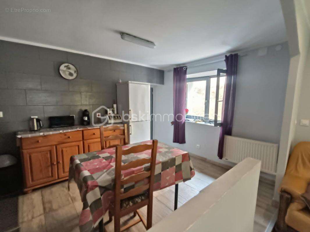 Maison de Ville de type 5 de 107 m2 avec Garage et Jardinet - photo 4