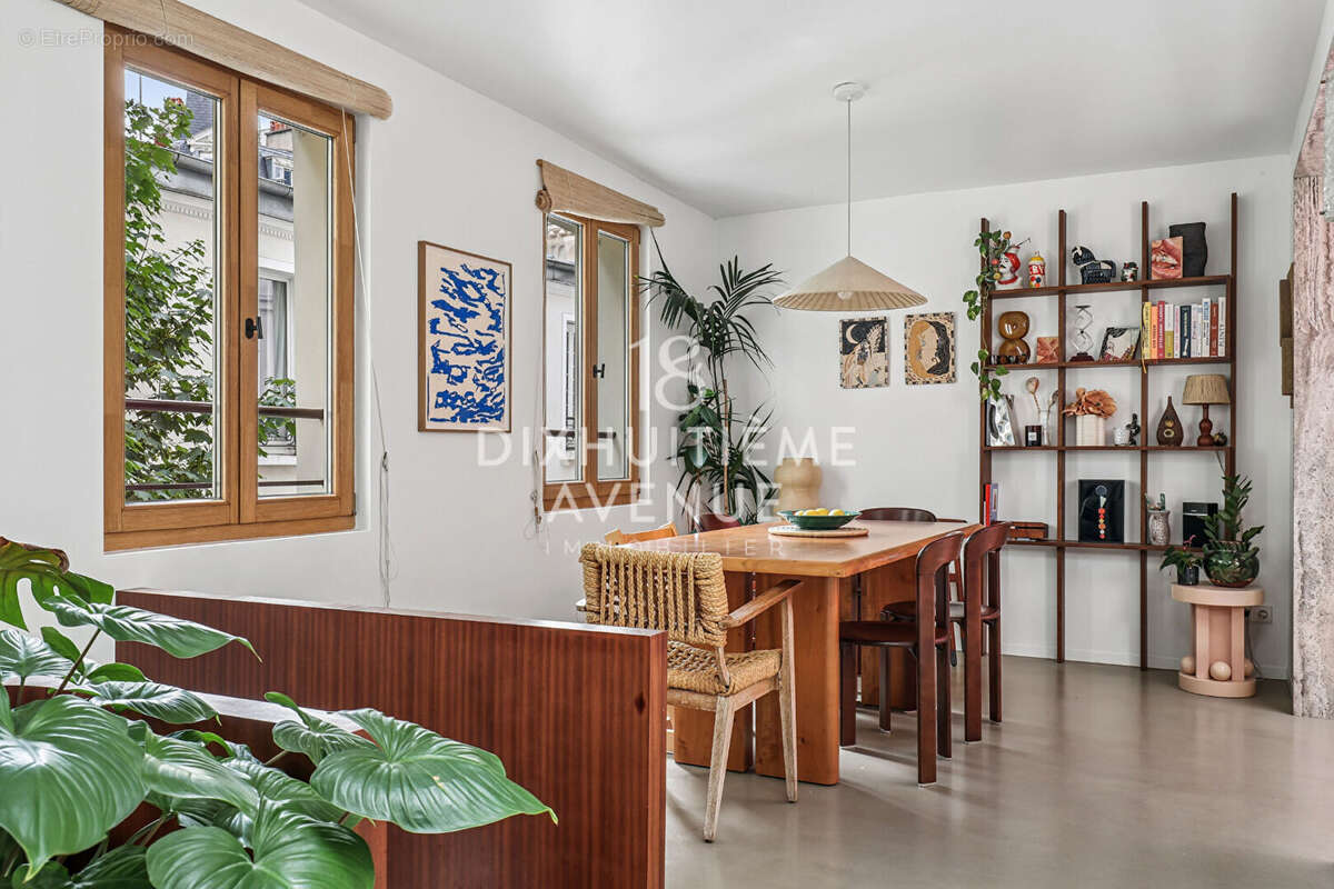 Appartement à PARIS-18E