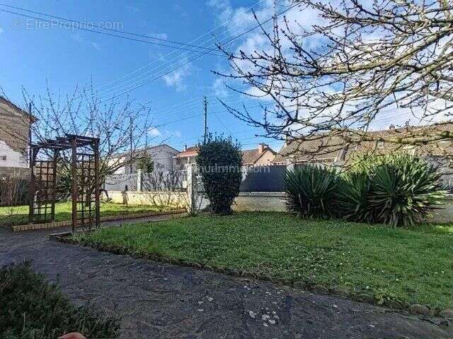 Maison à VILLENEUVE-SAINT-GEORGES