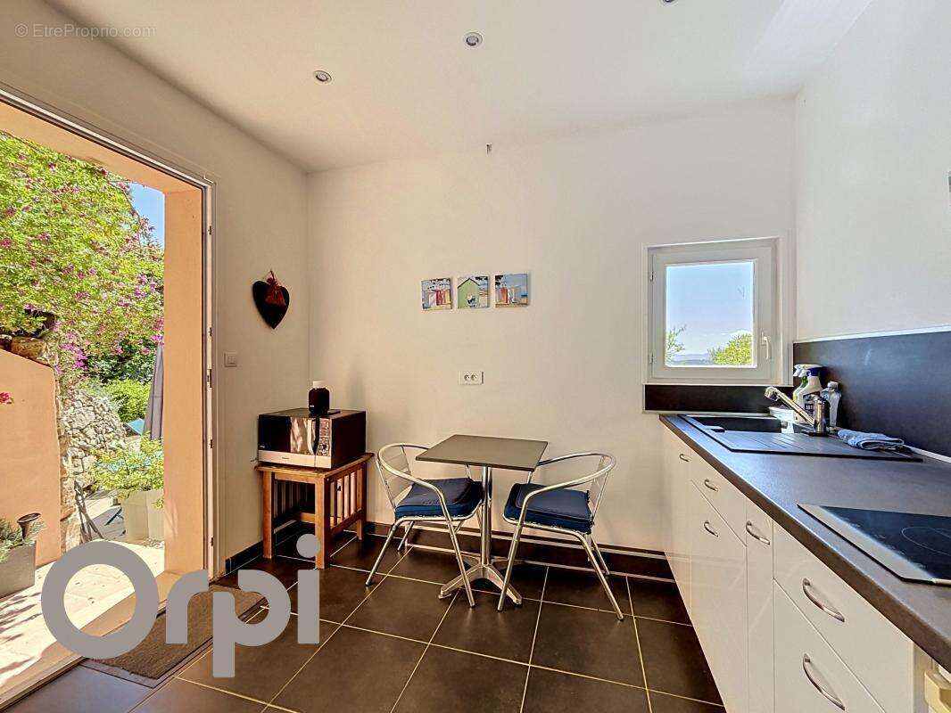 Maison de charme avec vue dominante, studio indépendant, piscine et garage - photo 14