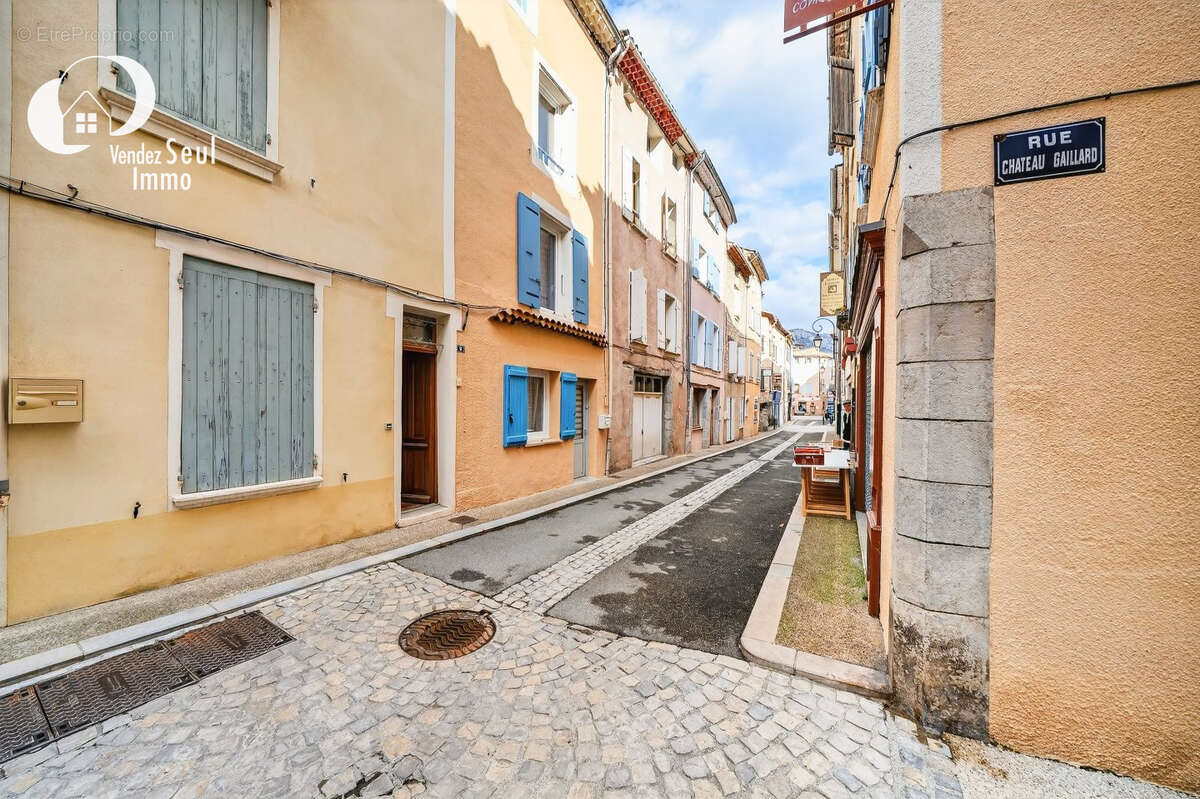 Maison à BUIS-LES-BARONNIES