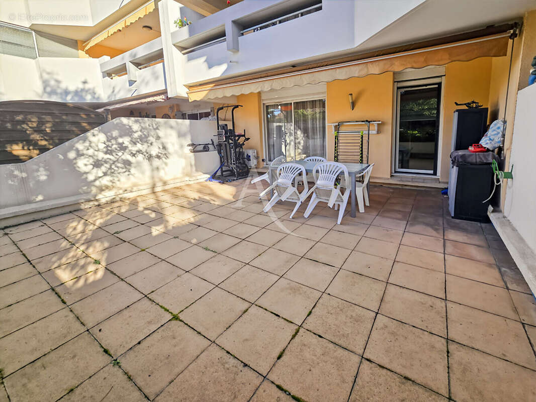 Appartement à MARSEILLE-11E